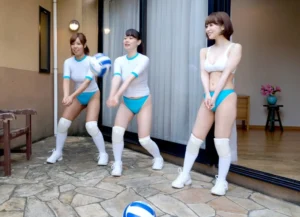 ママさんバレー優勝候補チームが僕ん家に来た！ハイレグブルマ姿で自主練する熱心な若妻にチ●ポで応援 サンプル画像